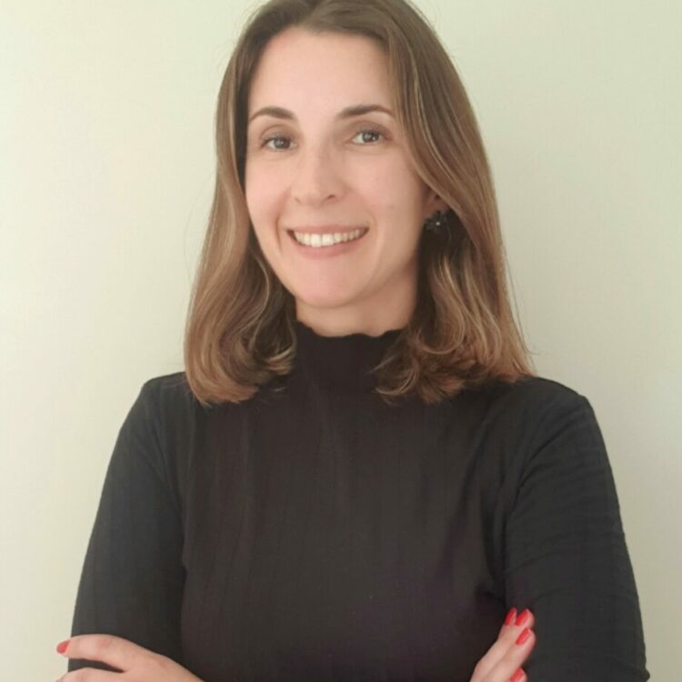 Silvia Carvalho